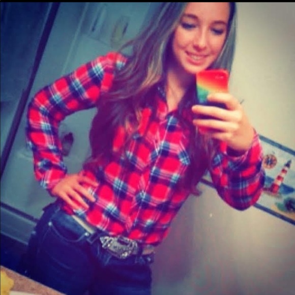 Meet your Posher, Katie - Picture 6 of 7